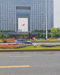 18小时长效保洁、网红“布布鸭”惊喜亮相，苏超南京主场“颜值”有保障